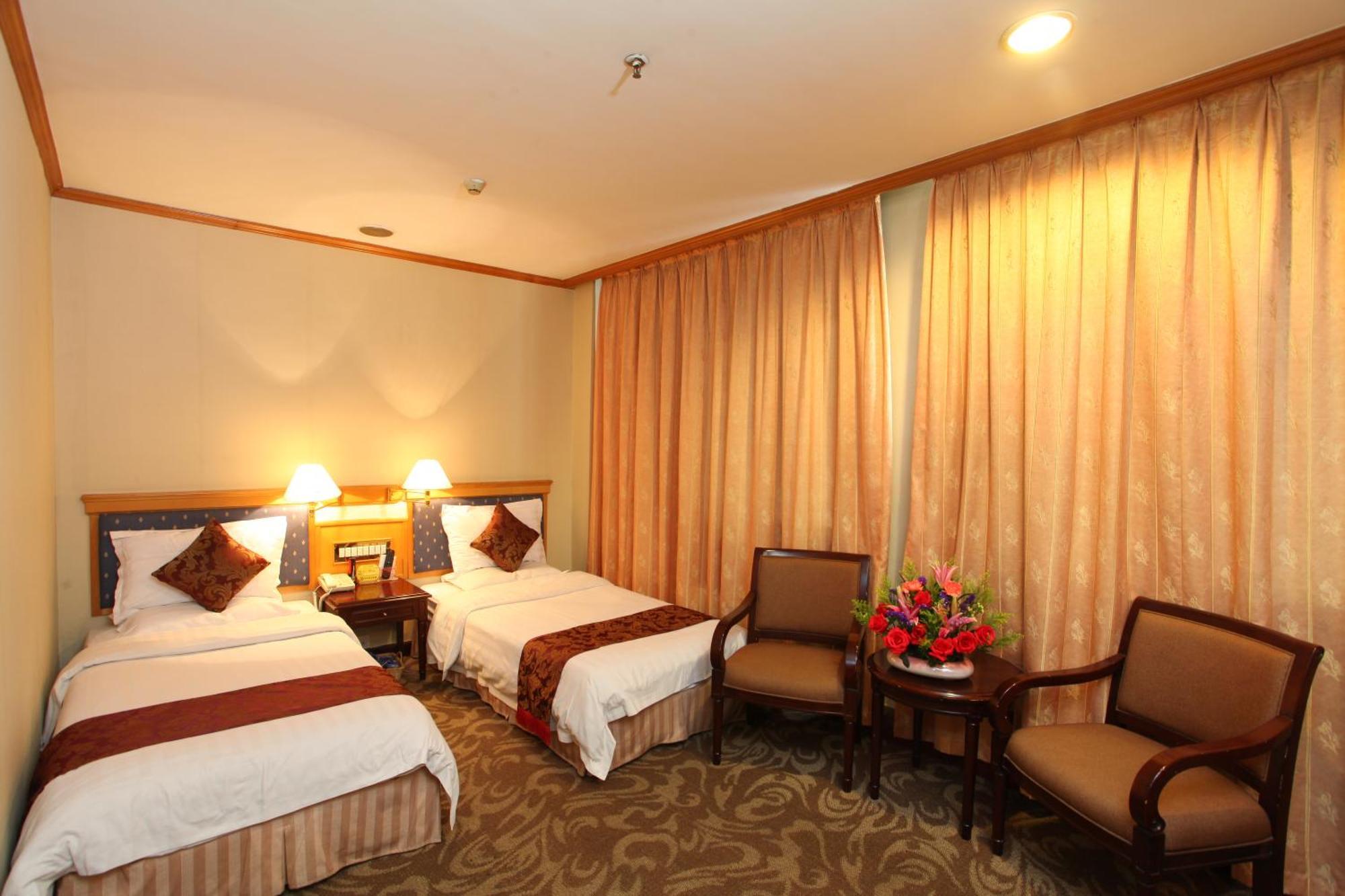 Xin Hua Hotel Guangzhou Exterior photo