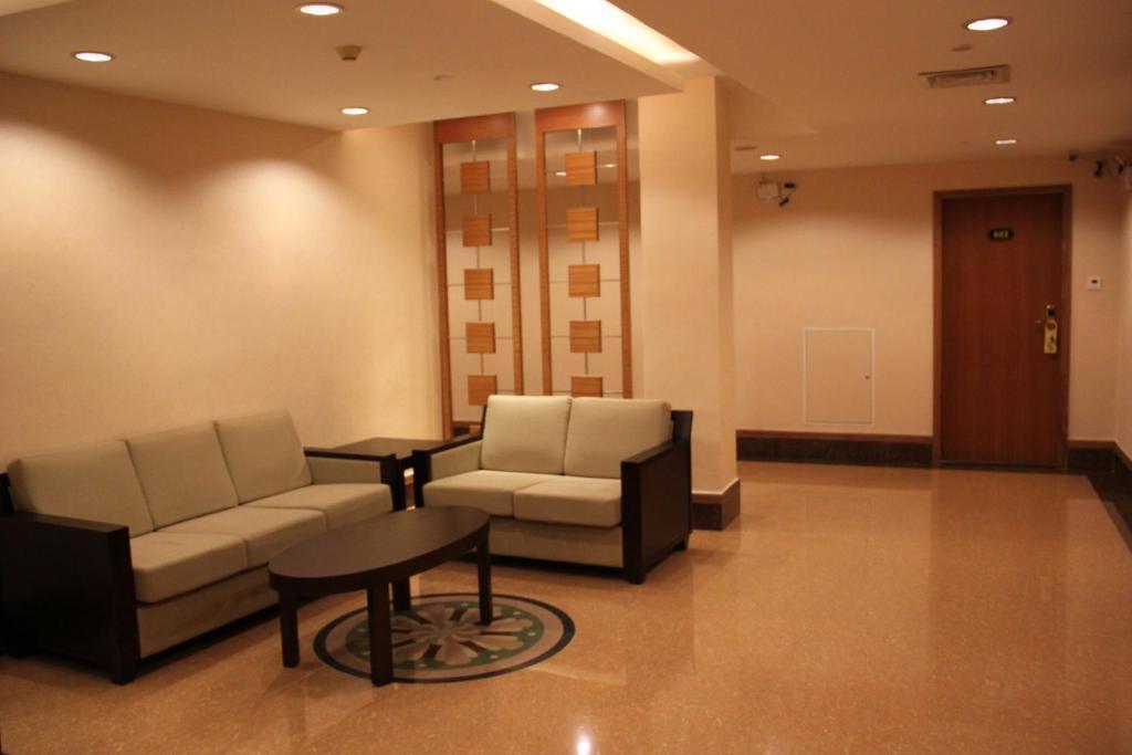 Xin Hua Hotel Guangzhou Room photo