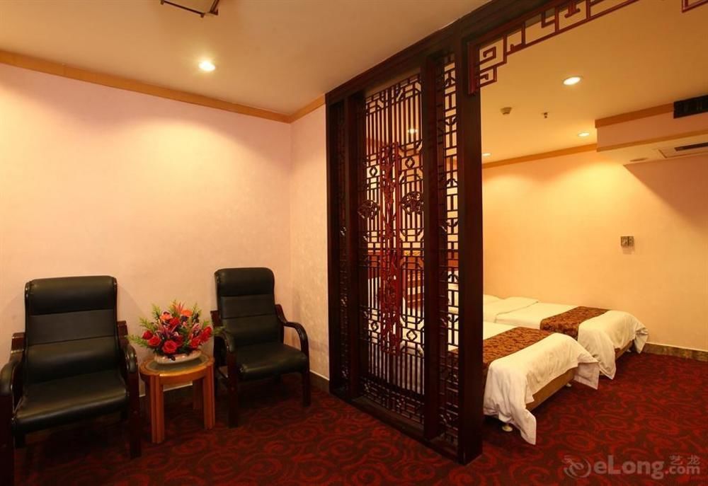 Xin Hua Hotel Guangzhou Exterior photo